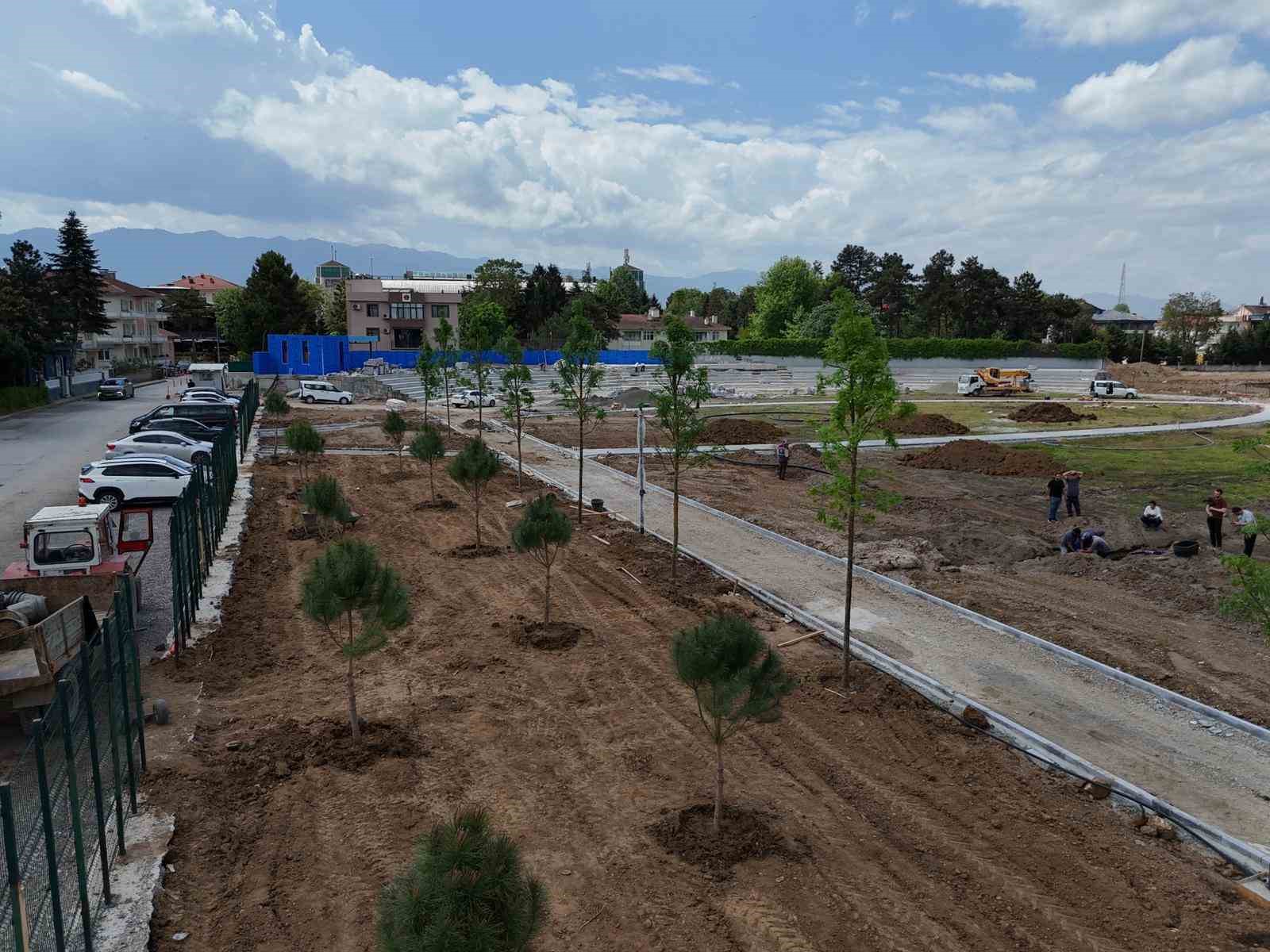 Eski stadyum yeni yaşam merkezine dönüştürülüyor