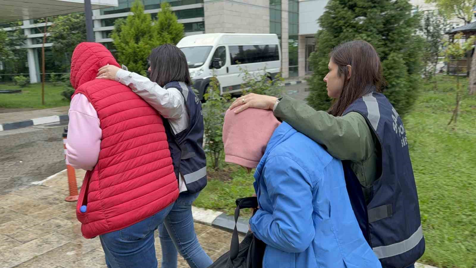 Sahte e-devlet siteleriyle 1,5 milyarlık vurgun yapan 7 kişi adliyeye sevk edildi
