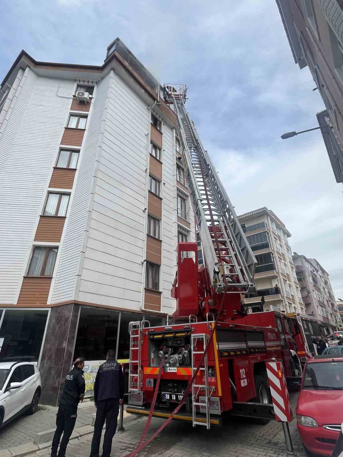 Yangında yaralanan &ouml;zel ihtiya&ccedil; sahibi &ccedil;ocuk g&ouml;zyaşlarına boğuldu
