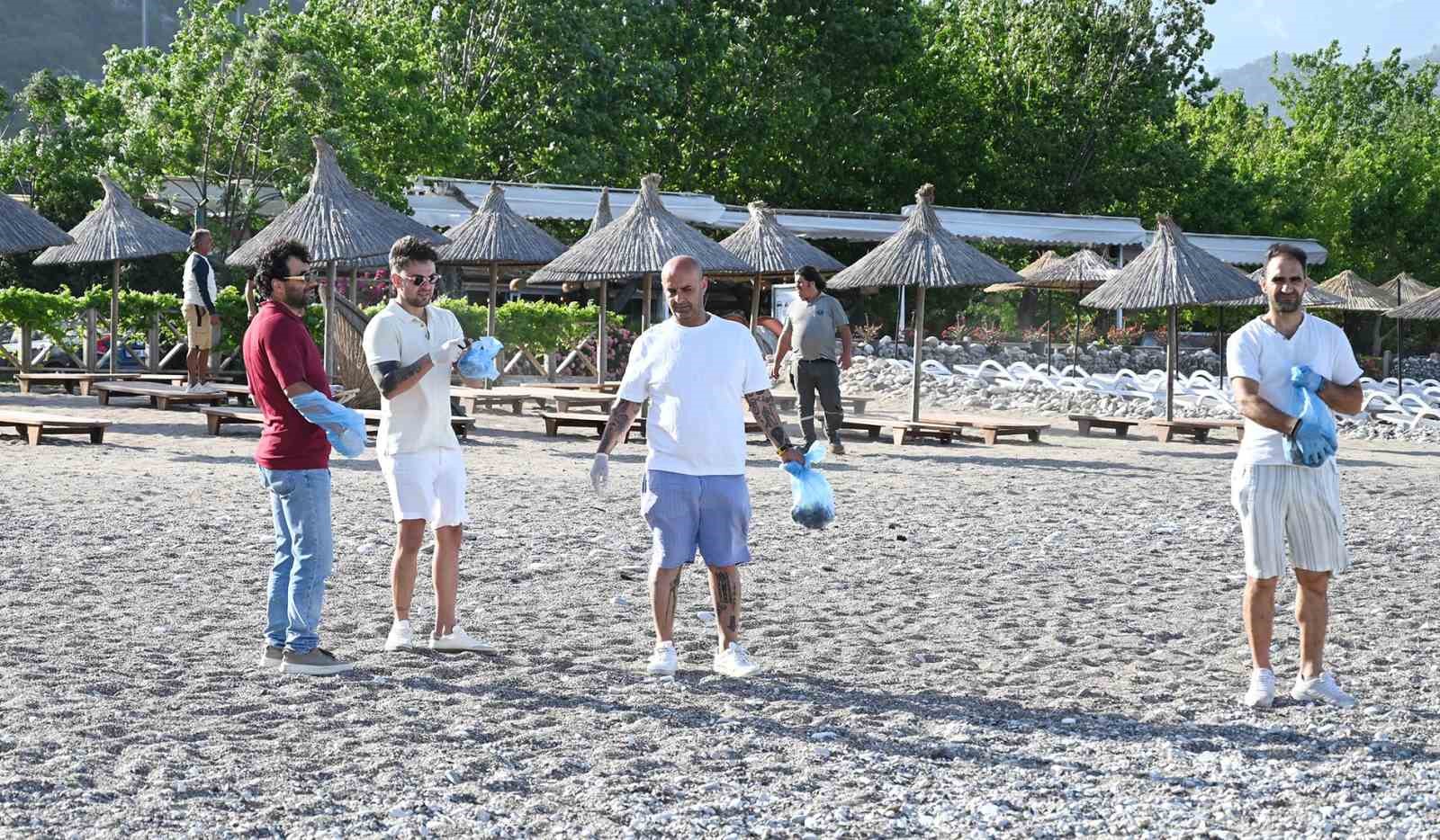 &Ccedil;ıralı&rsquo;da sahil temizliği yapıldı
