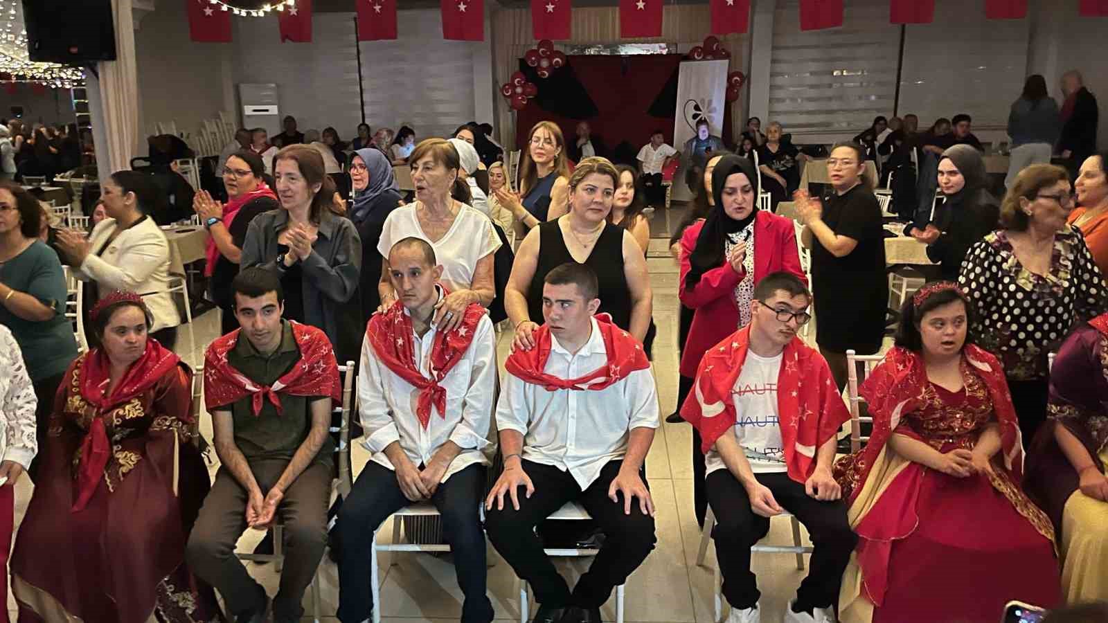Muğla’da engellilere asker kınası gecesi düzenlendi