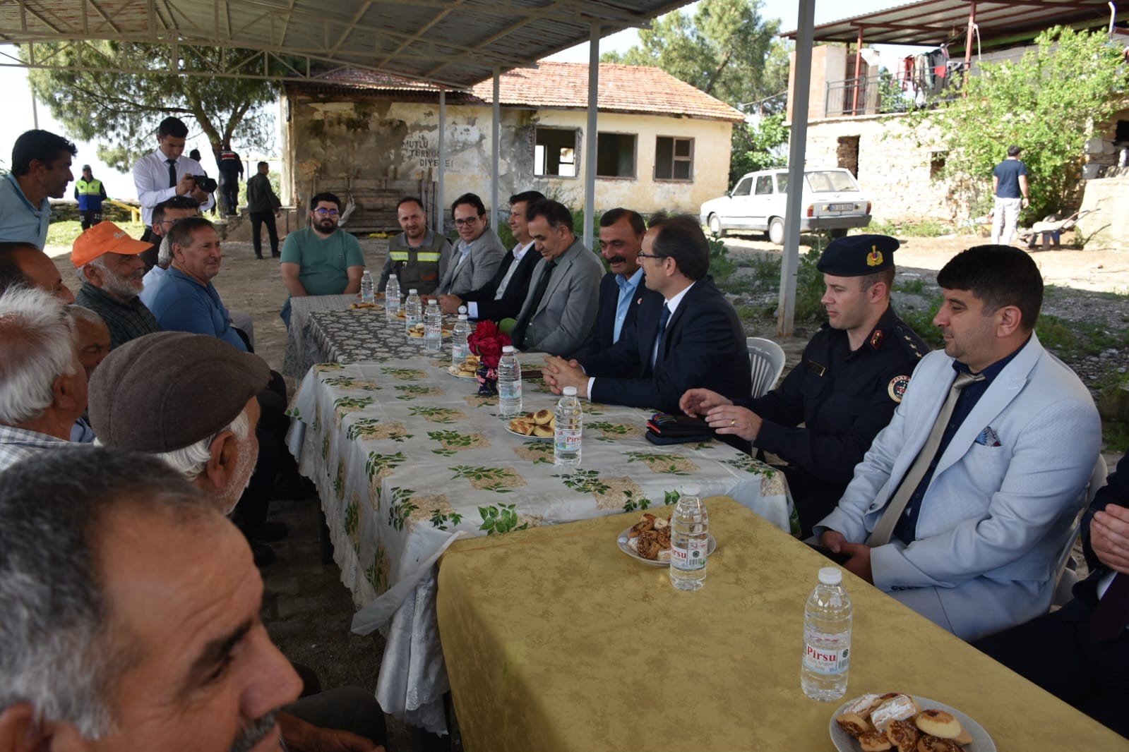 Kaymakam Güldoğan, 4 mahallede talepleri dinledi