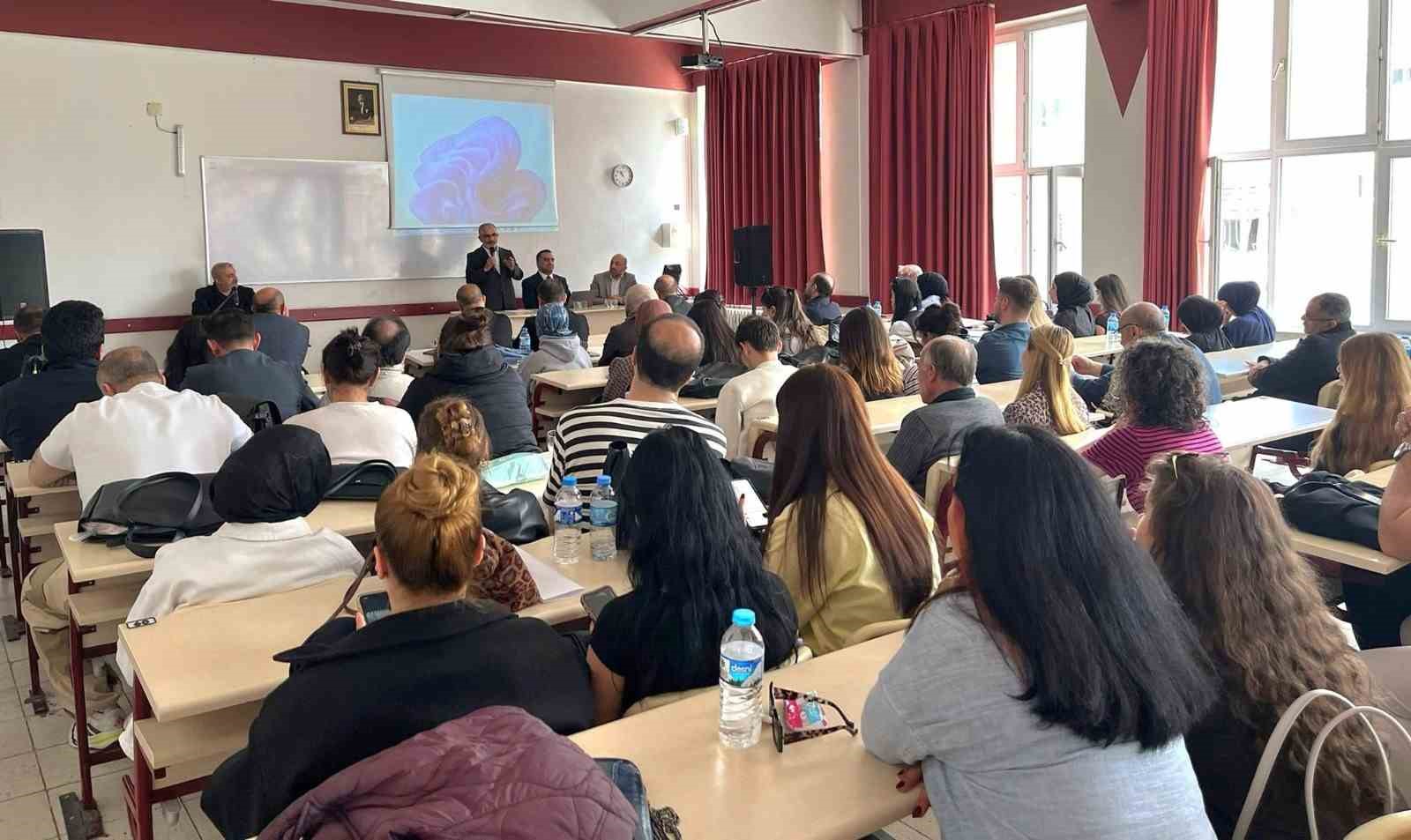 "Türkülerimiz Türk Milleti’nin milli kimlik, kültür ve inanç metinleridir"
