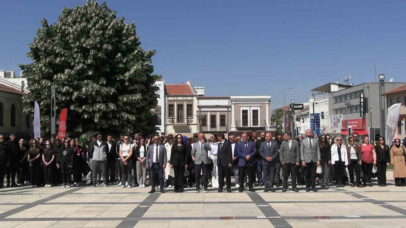 Edirne&rsquo;de Gen&ccedil;lik Haftası etkinlikleri renkli g&ouml;r&uuml;nt&uuml;lere sahne oldu
