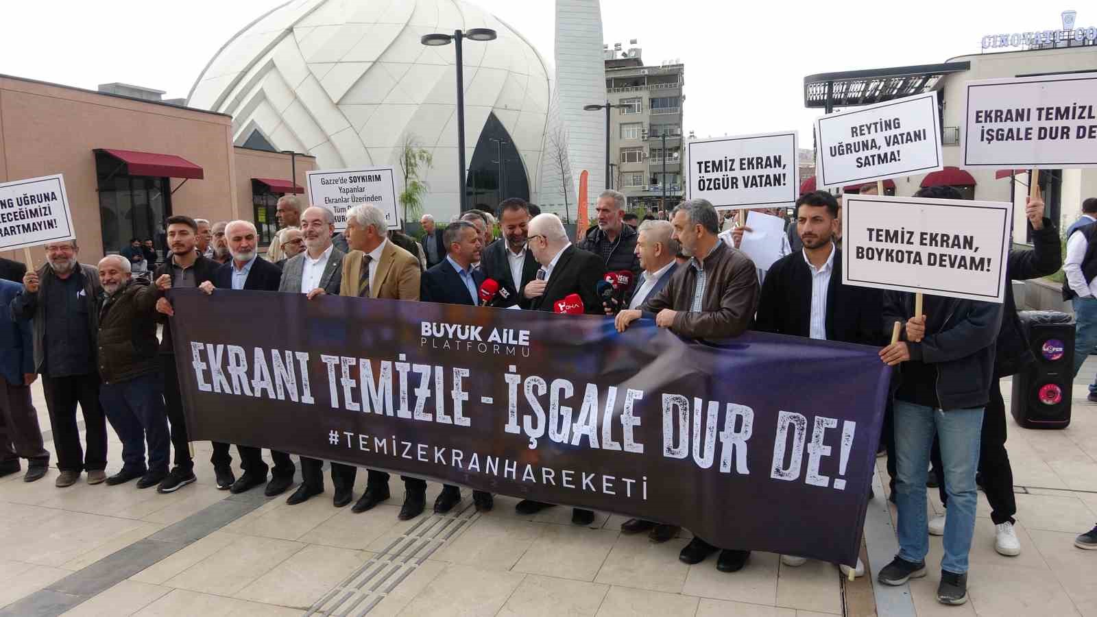 Adıyaman’da ekranlara dikkat çekildi