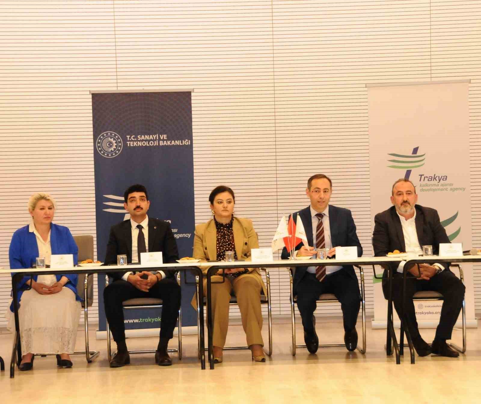 Hayvancılık sekt&ouml;r&uuml; istişare toplantısı yapıldı
