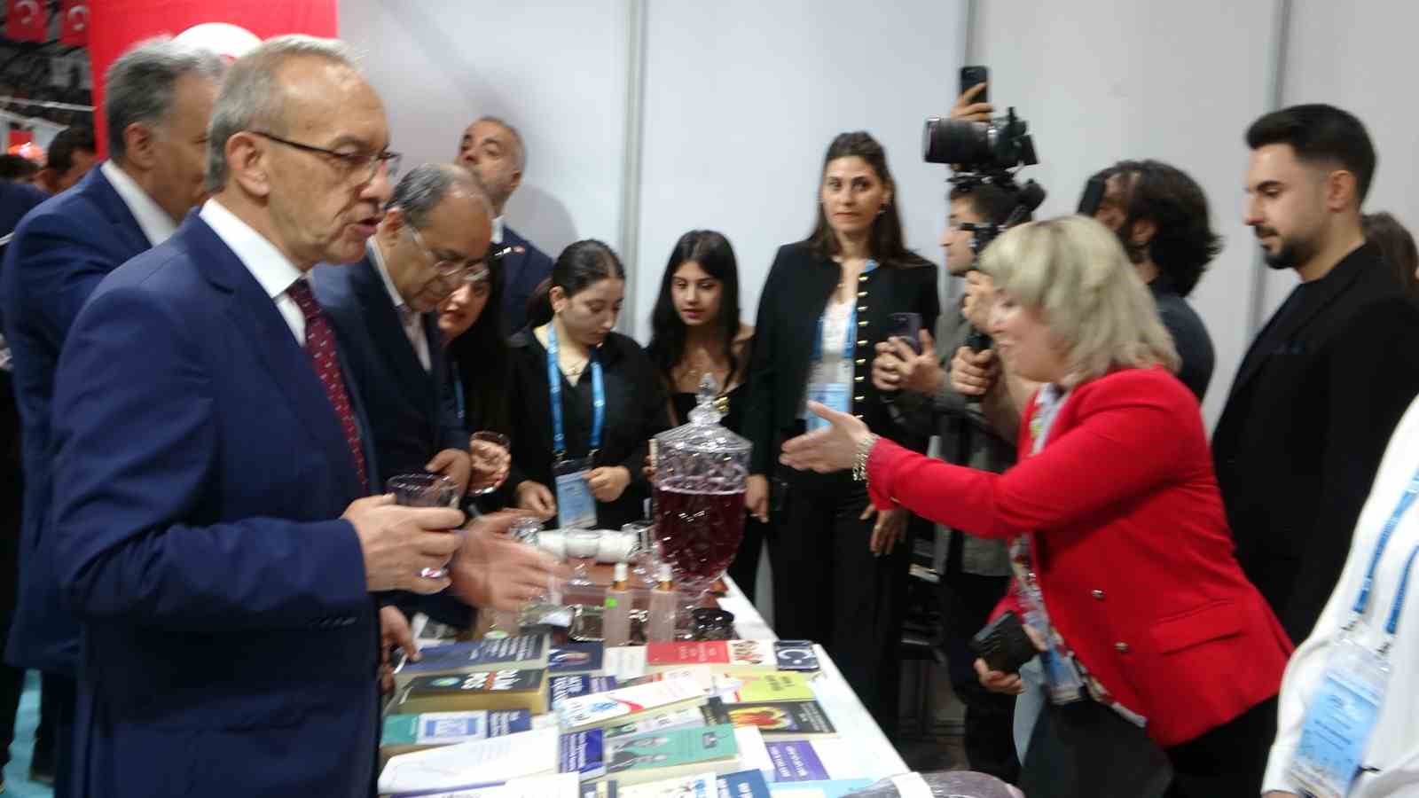 Malatya&rsquo;da İpekyolu Kariyer Fuarı kapılarını a&ccedil;tı
