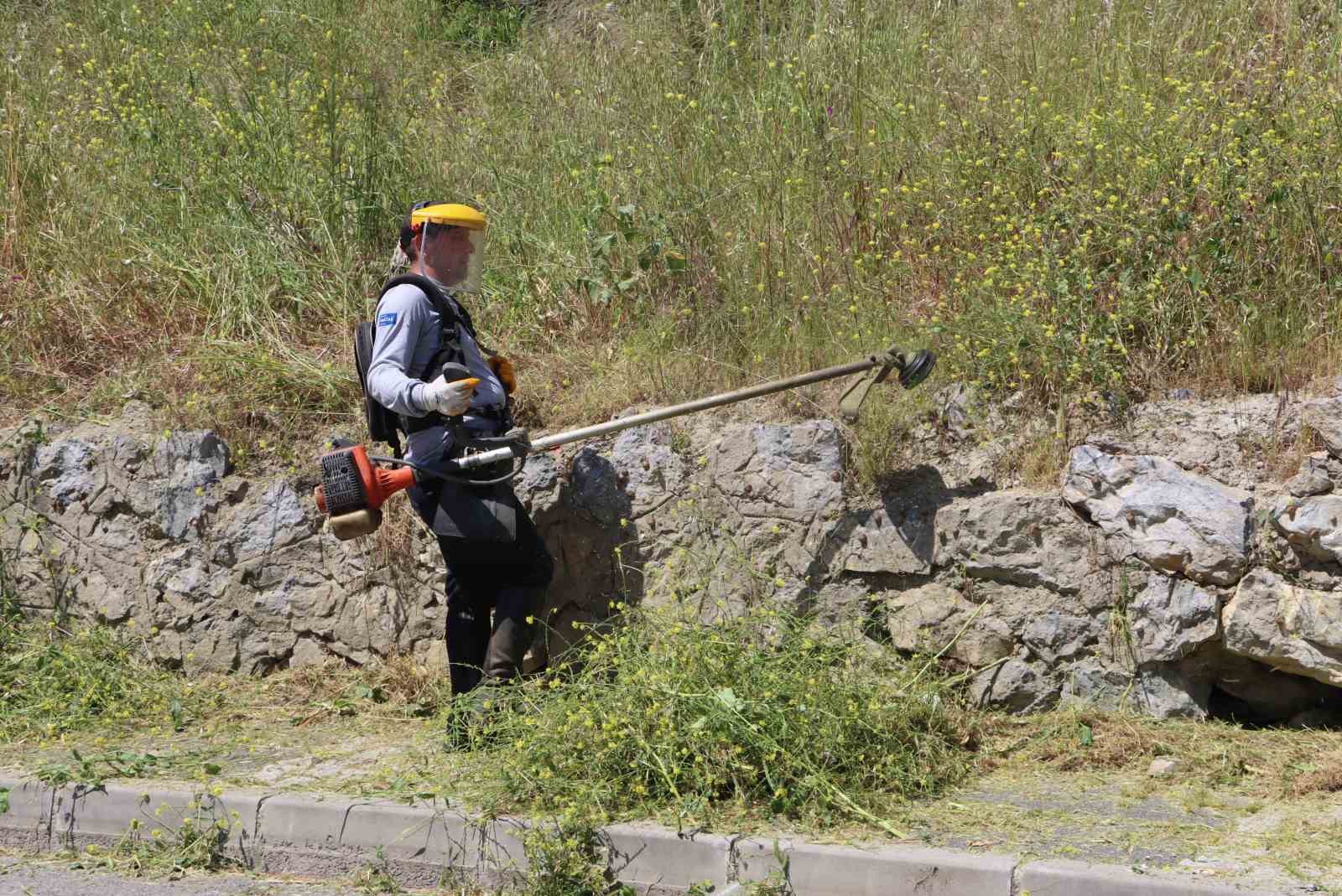 Maltepe’de çevre düzenleme çalışmaları sürüyor
