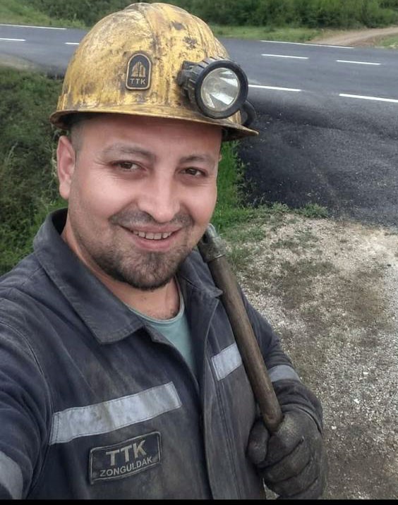 Hayatını kaybeden madenci son yolculuğuna uğurlandı
