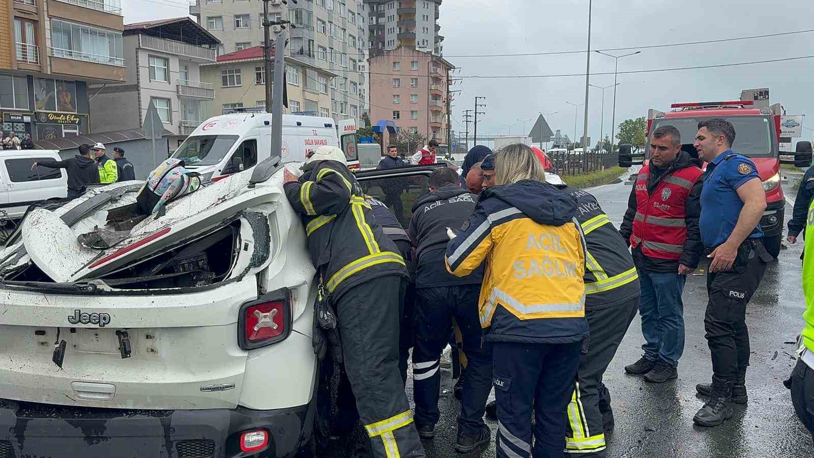 Rize&rsquo;de feci kaza: 1 &ouml;l&uuml;, 7 yaralı
