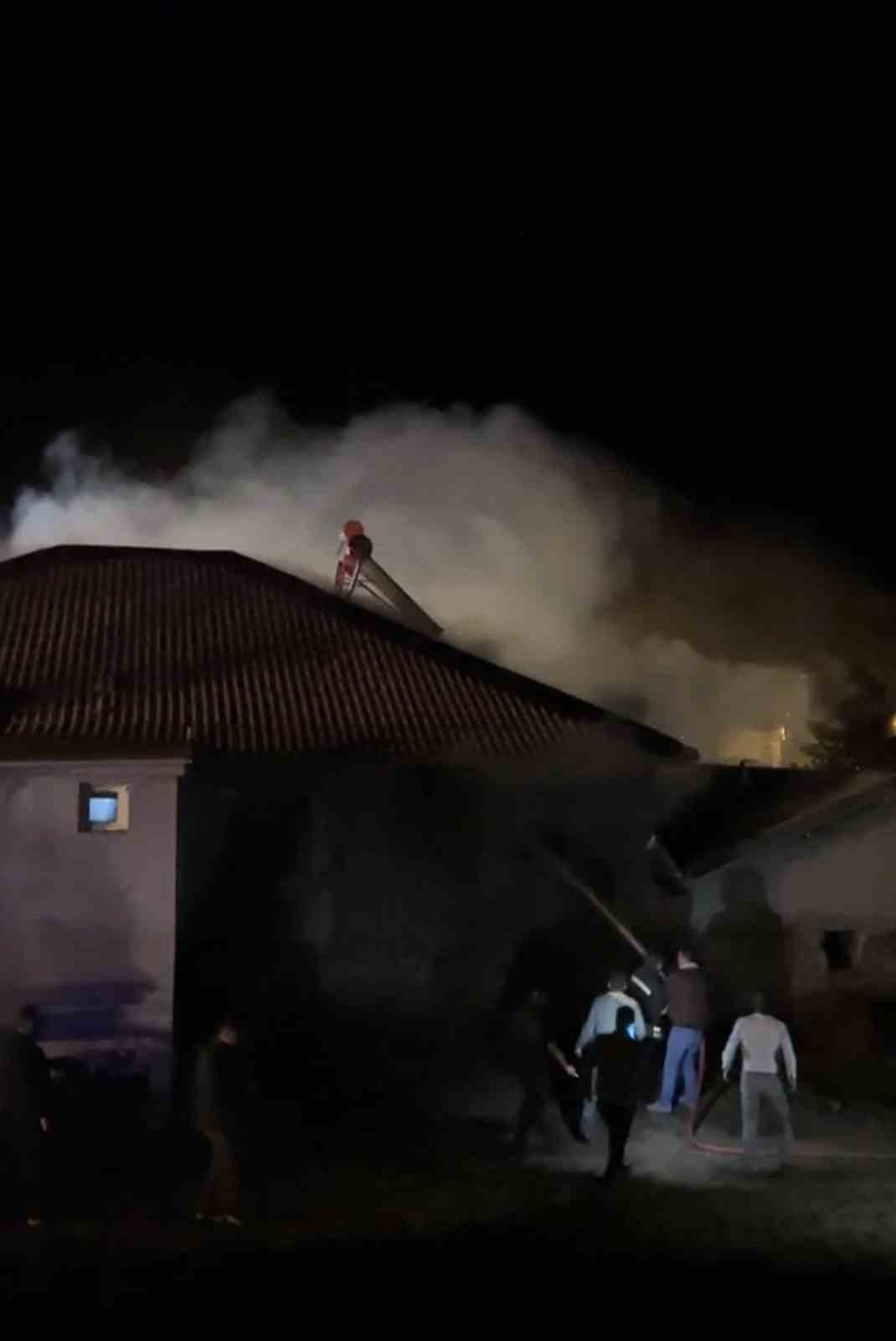 Seydişehir&rsquo;de korkutan yangın
