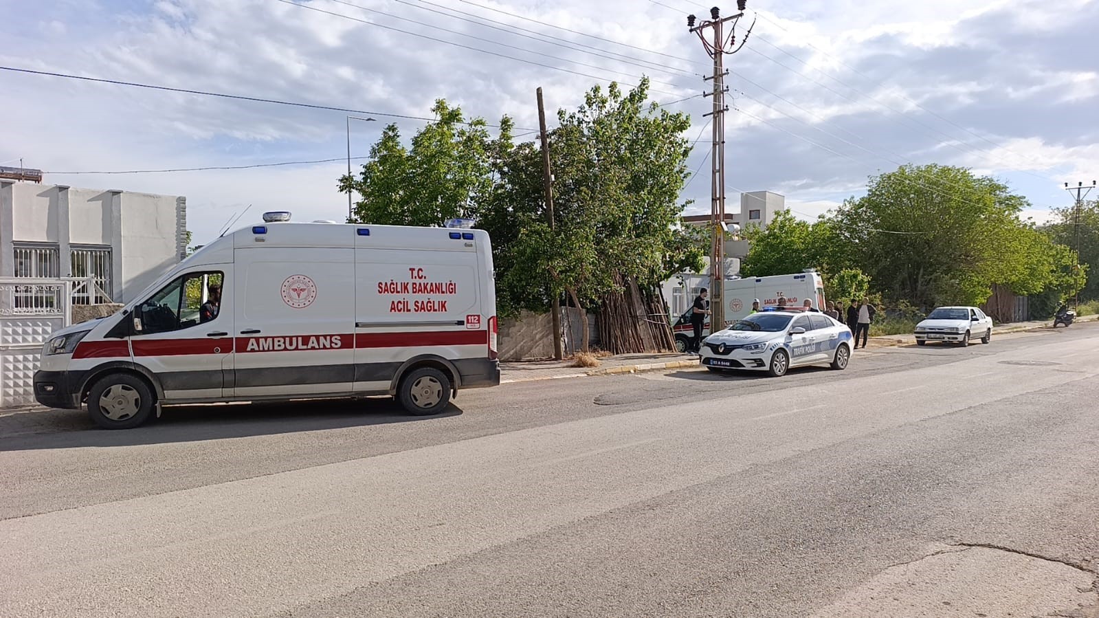 Motosiklet yayaya çarptı: 2 yaralı