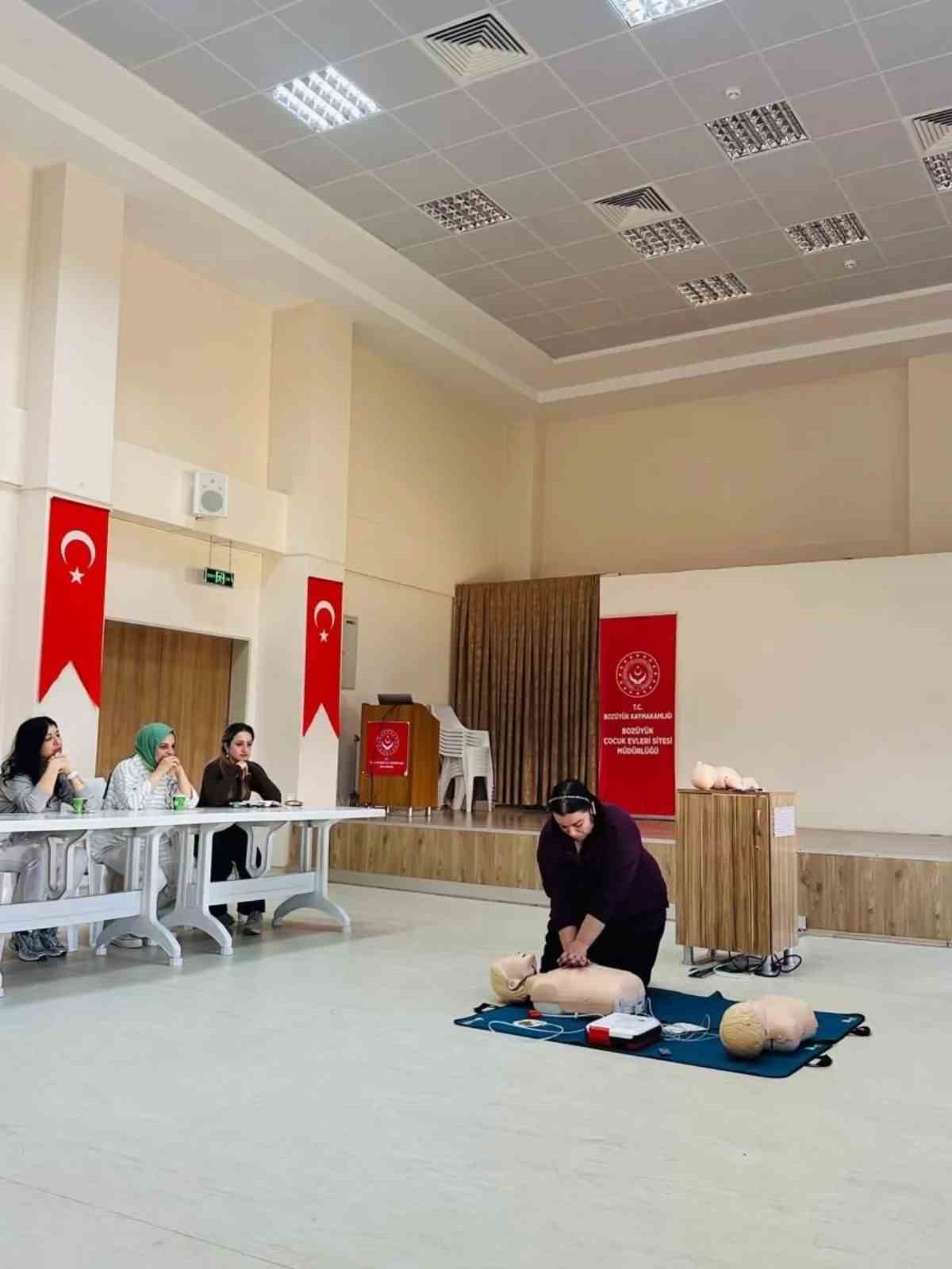 Bilecik&rsquo;te ilk yardım uygulamaları anlatıldı
