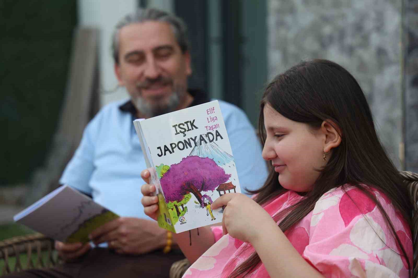 İlkokul &ouml;ğrencisi minik kız kitap yazdı
