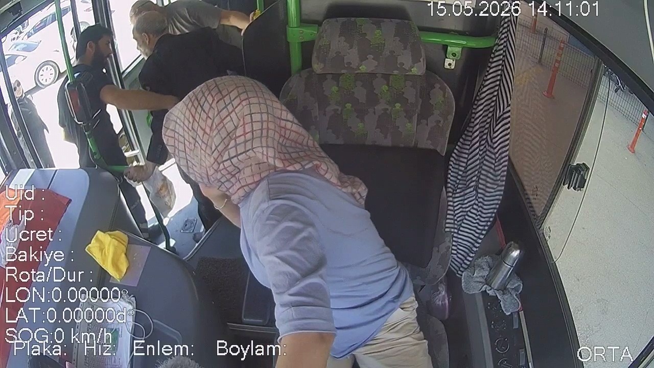 BURULAŞ’ın kadın otobüs sürücüsünden örnek davranış

