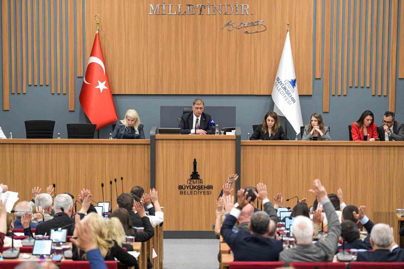 Başkan Tugay: "İzmir&rsquo;in hakkını savunmaya devam edeceğiz"

