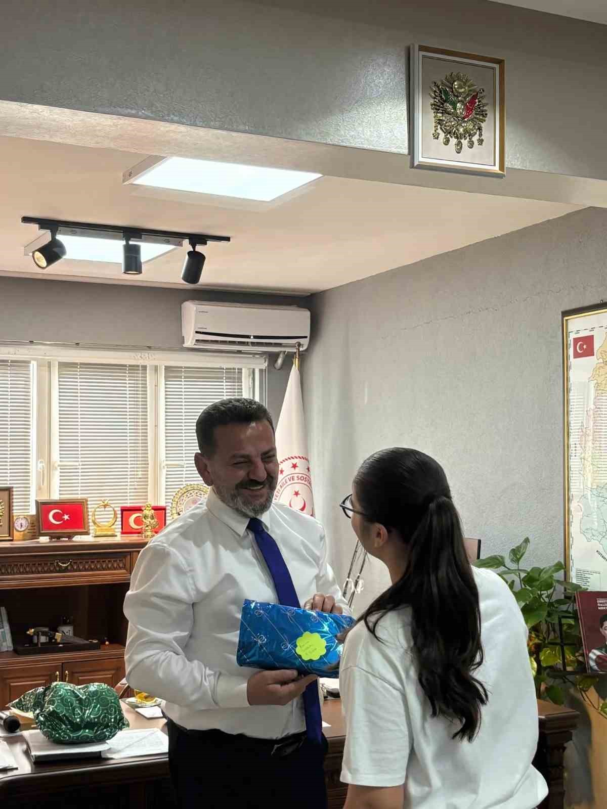 Şeyh Edebali&rsquo;nin 700. yılı anısına &ouml;d&uuml;l takdimi
