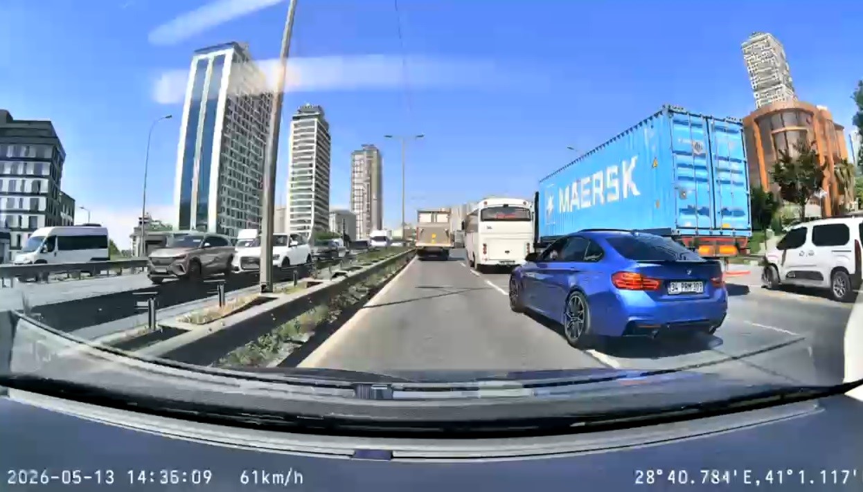 Esenyurt&rsquo;ta makas atan s&uuml;r&uuml;c&uuml;ye 96 bin TL ceza, ehliyetine ve araca el konuldu
