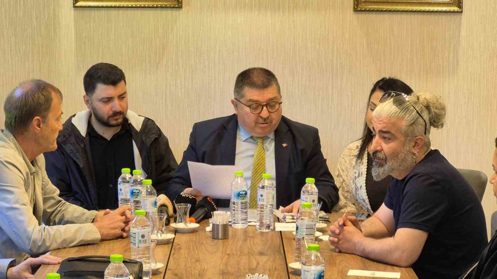 D&Ccedil;G Cemiyeti ilk kongresini yaptı
