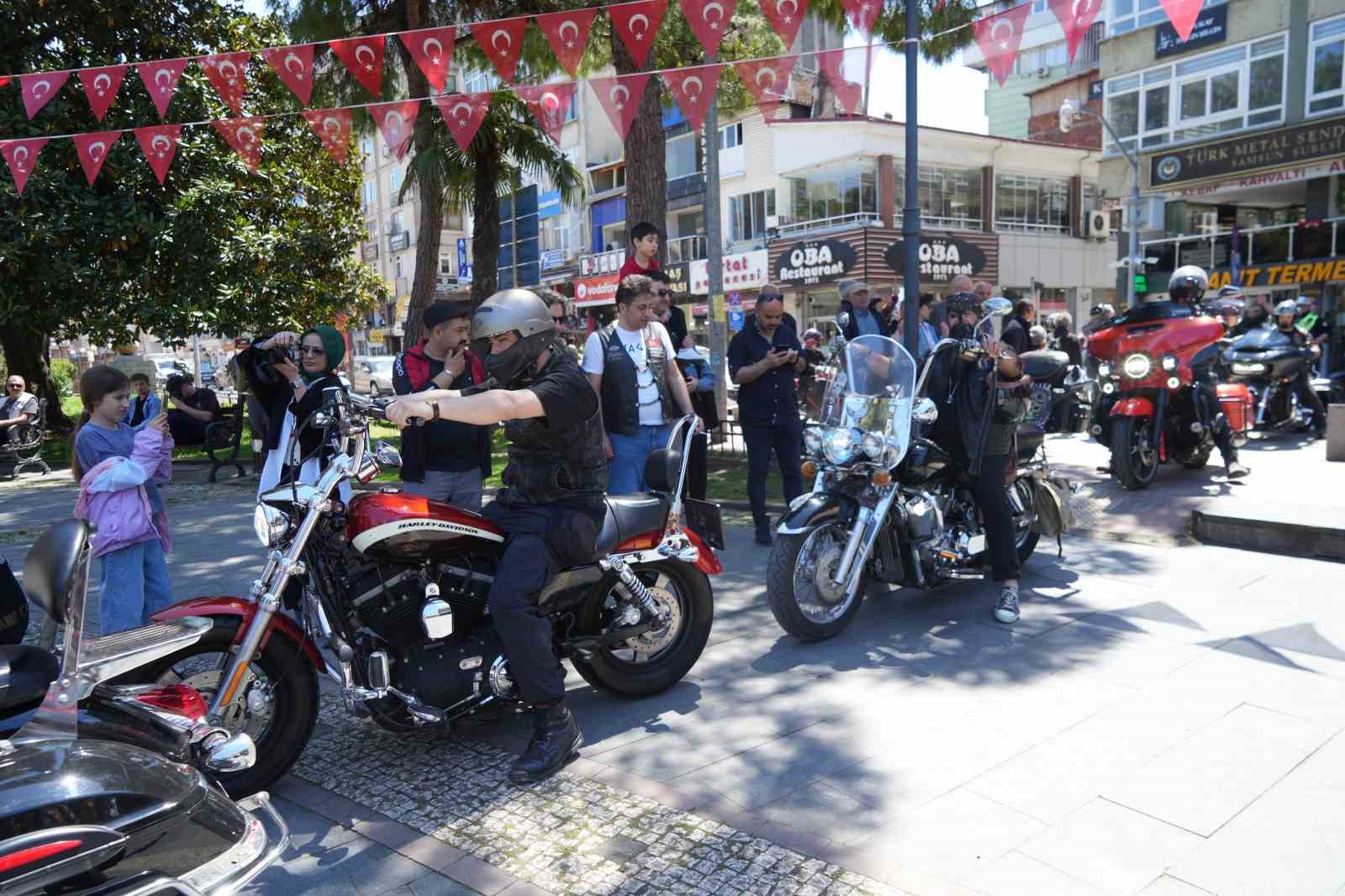81 ilden chopper motosiklet&ccedil;iler Samsun&rsquo;da buluştu
