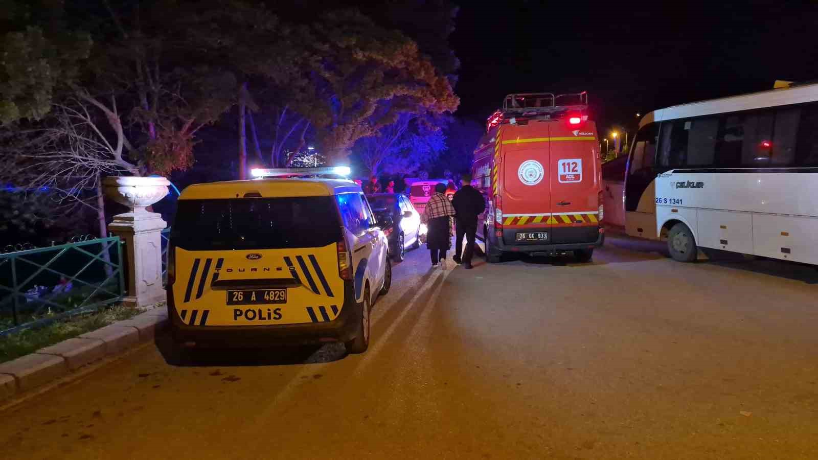 "Porsuk &Ccedil;ayı&rsquo;na birisi atladı" ihbarı ekipleri teyakkuza ge&ccedil;irdi
