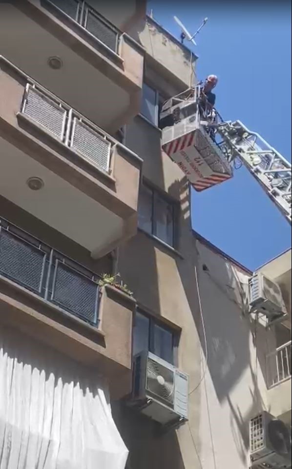 Yalnız yaşayan kadın evinde &ouml;l&uuml; bulundu
