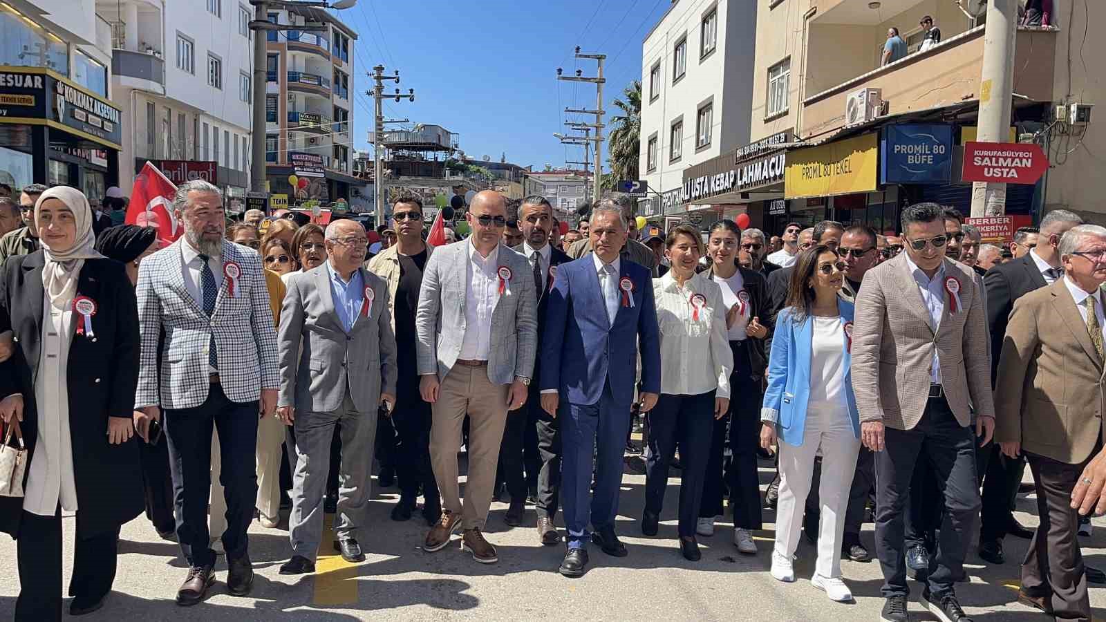 Osmaniye&rsquo;de "3. Lezzet Festivali"  kortej y&uuml;r&uuml;y&uuml;ş&uuml;yle başladı
