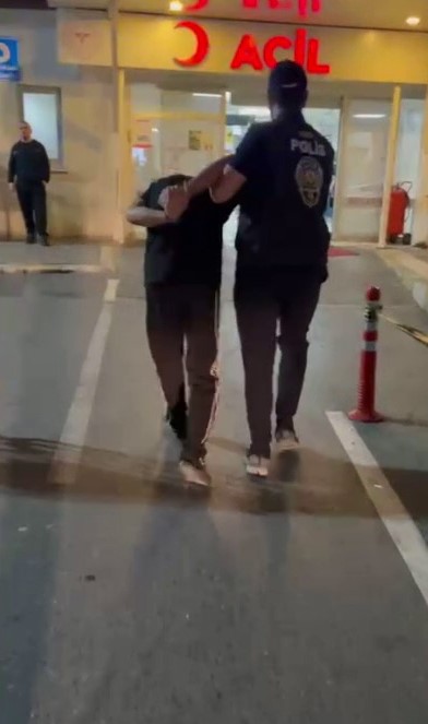 B&uuml;y&uuml;k&ccedil;ekmece&rsquo;de bı&ccedil;aklı kavgada &ouml;len 16 yaşındaki &ccedil;ocuğun ailesine tehdit mesajları atıldı

