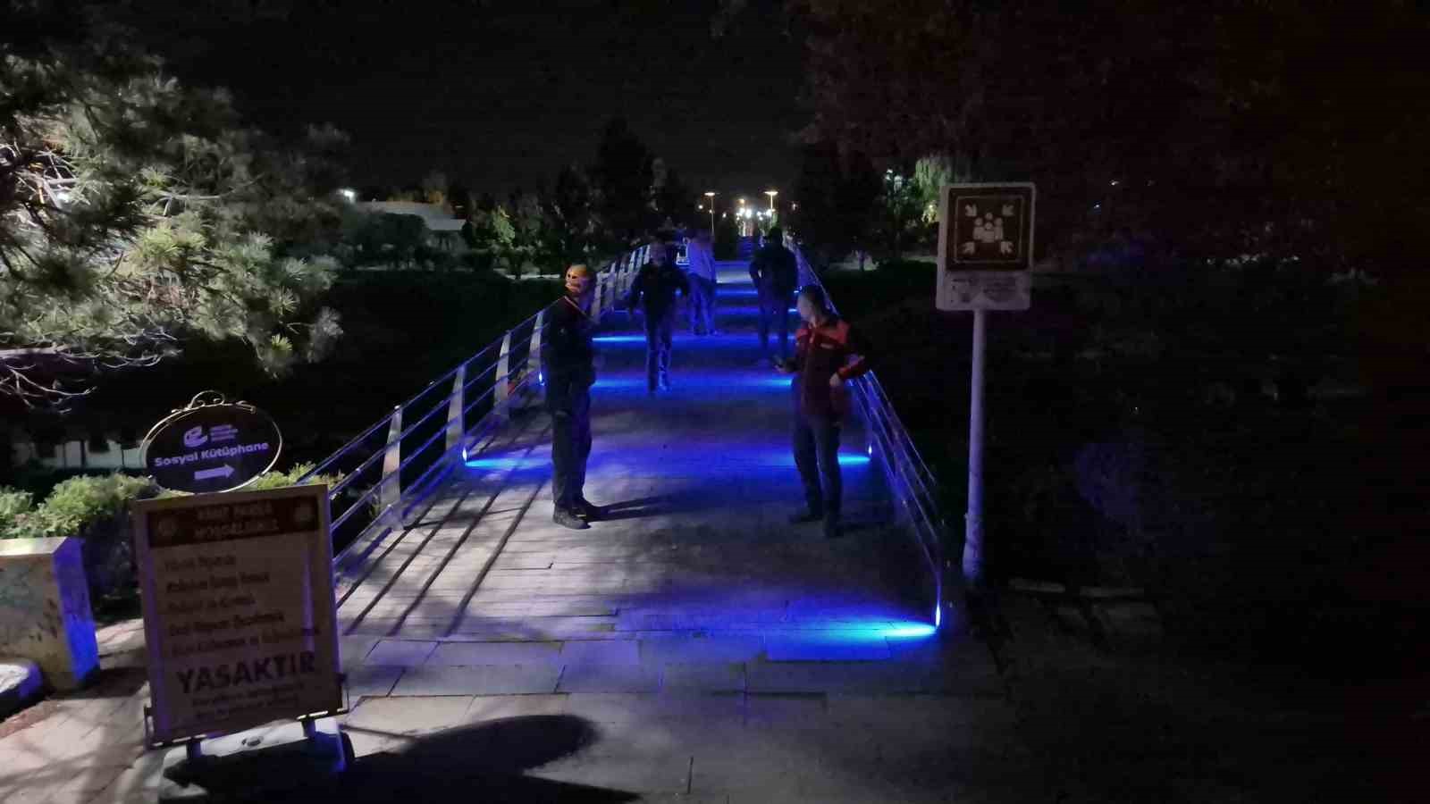 "Porsuk Çayı’na birisi atladı" ihbarı ekipleri teyakkuza geçirdi