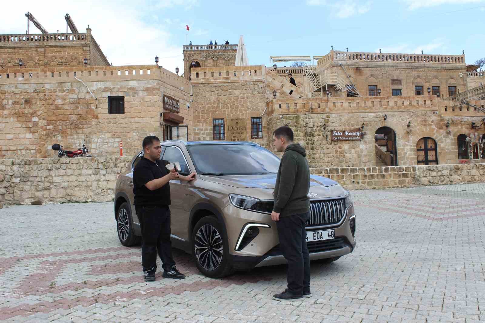 Midyat’ın katori taşı sarısı Togg’a önerildi
