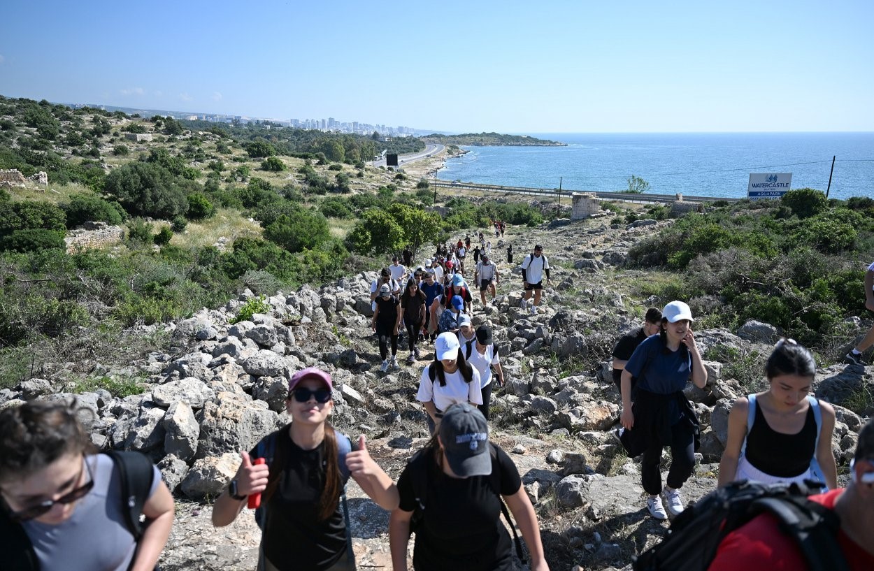 Tarihi Kilikya Yolunda 19 Mayıs i&ccedil;in anlamlı y&uuml;r&uuml;y&uuml;ş
