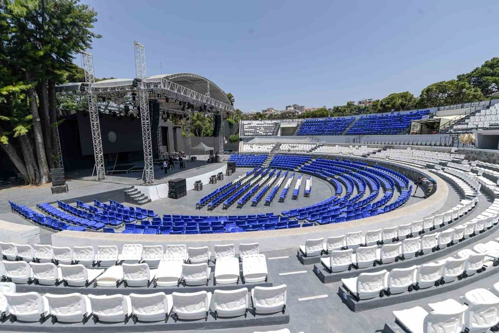 K&uuml;lt&uuml;rpark&rsquo;ın efsanesi &rsquo;A&ccedil;ıkhava&rsquo; yeni sezona hazır
