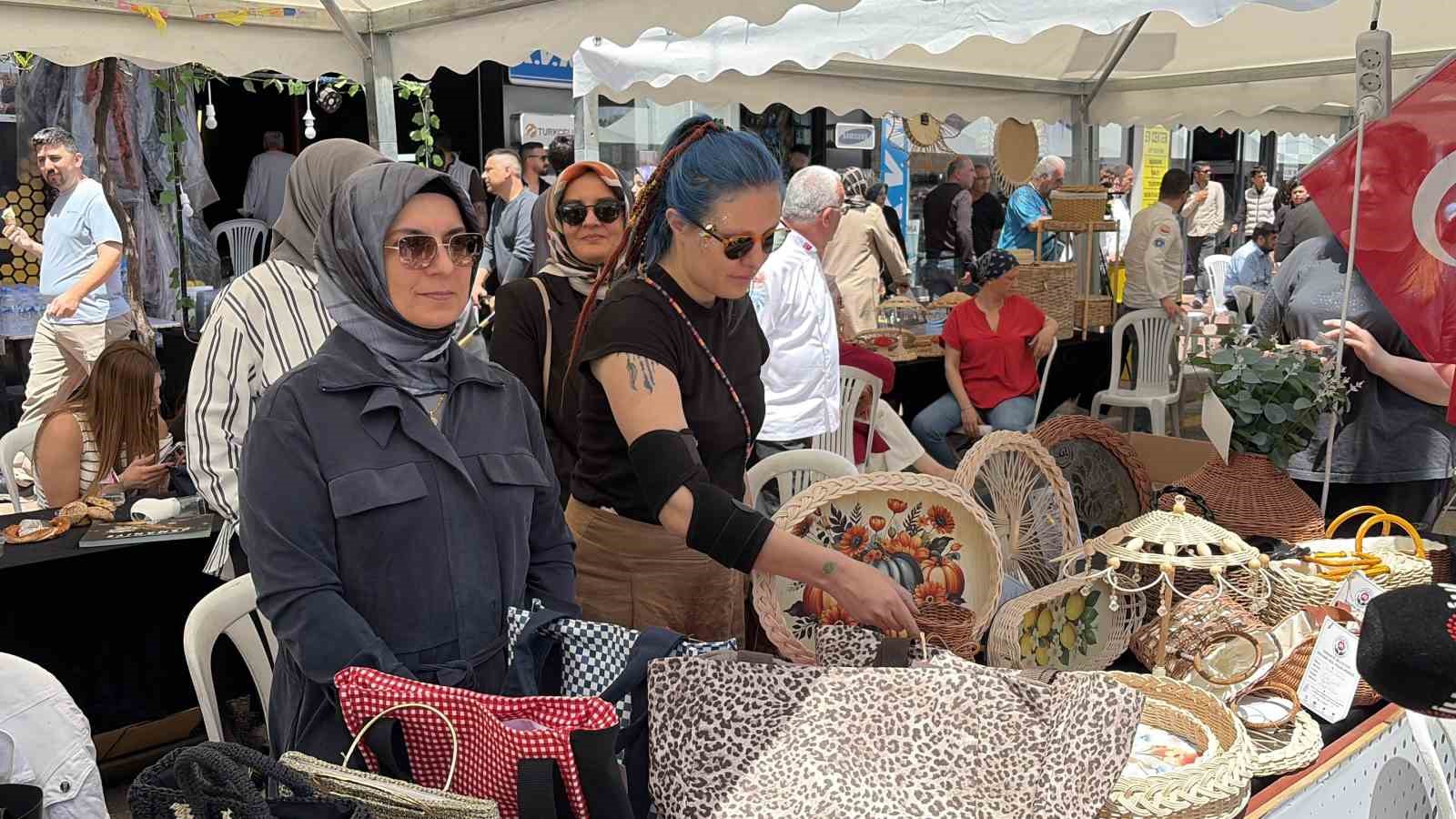 Osmaniye Lezzet Festivali’ne hanım eli değdi