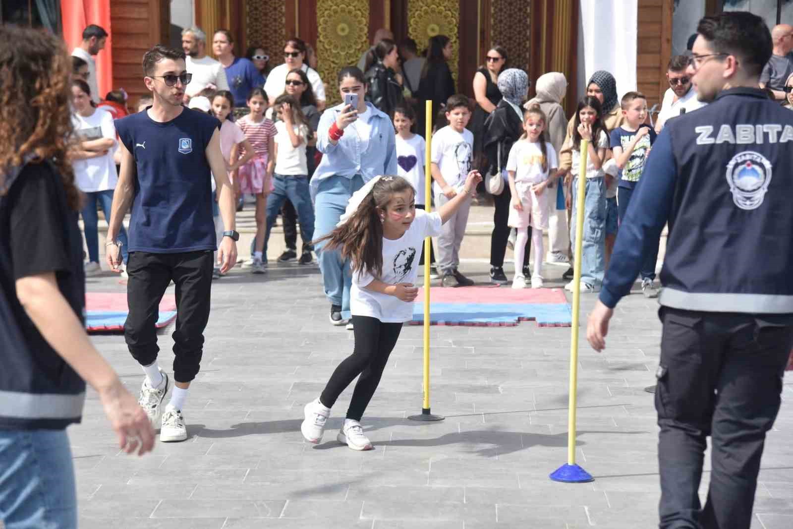 Yunusemre&rsquo;de bayram coşkusu sokaklara taşacak
