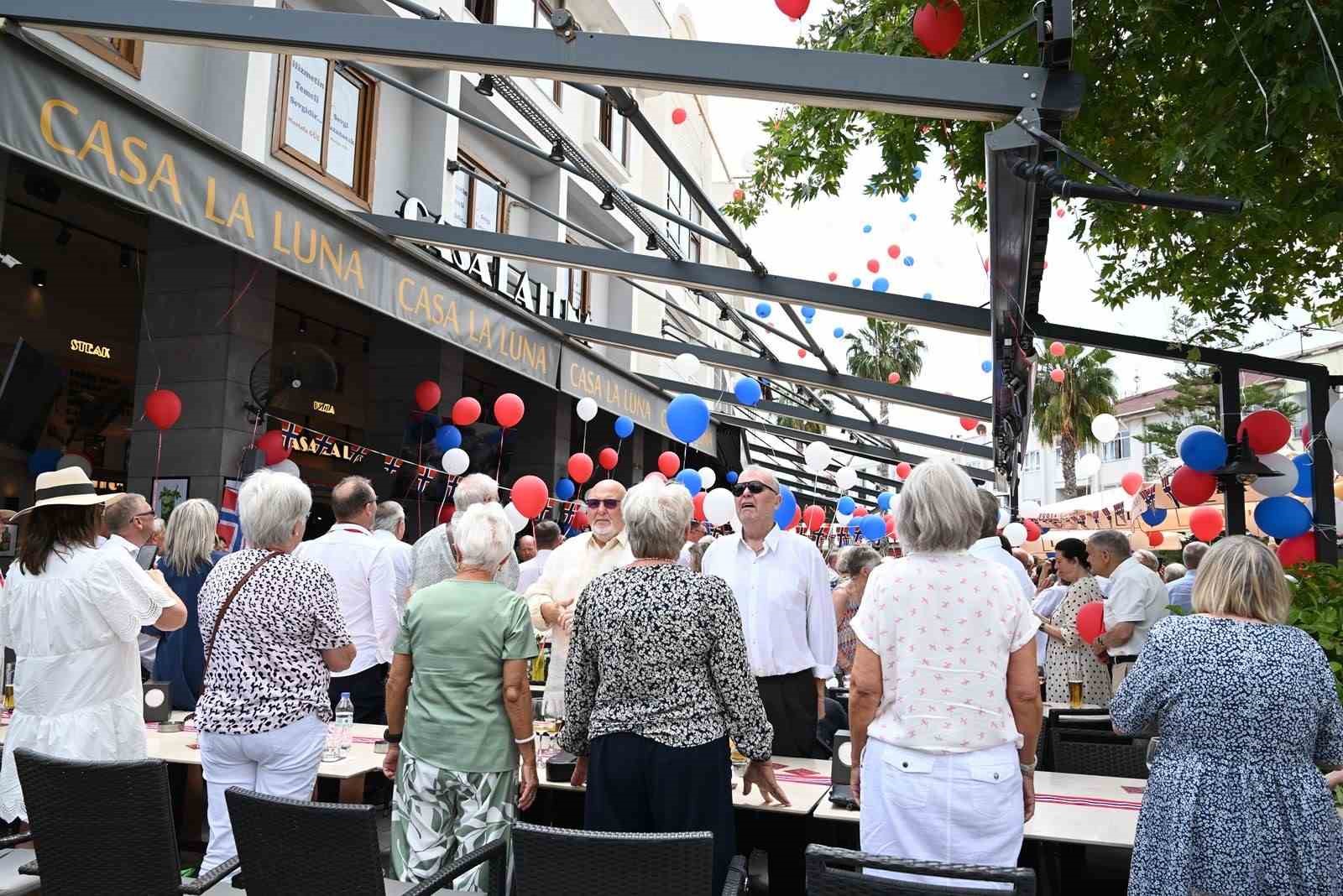 Kemer&rsquo;de Norve&ccedil; milli bayramı kutlandı
