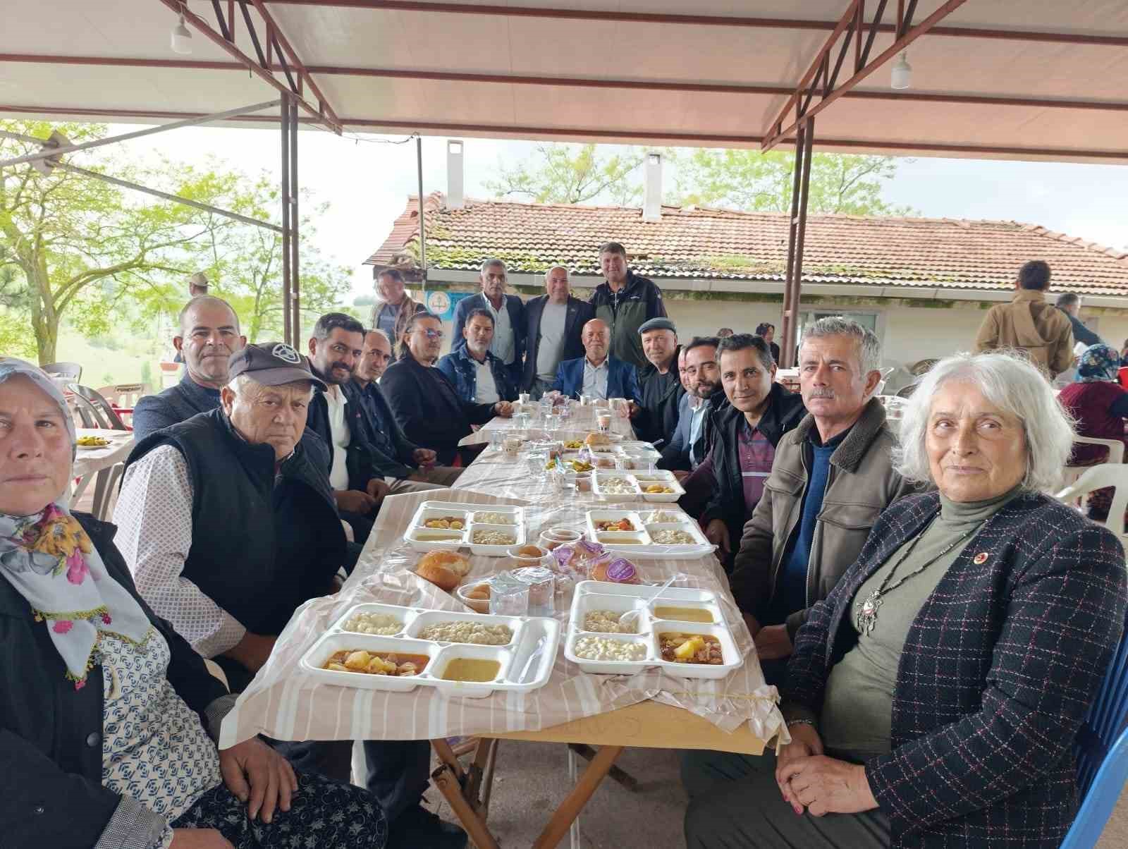 Fundacık k&ouml;y hayrına yoğun katılım
