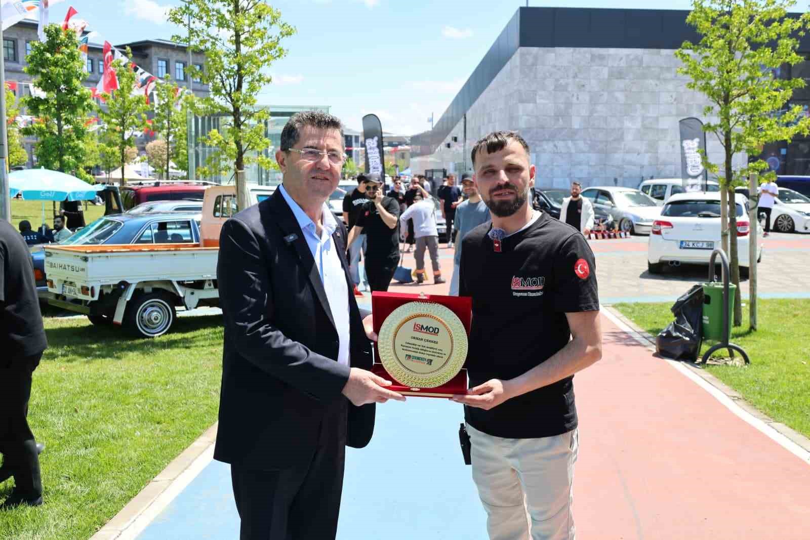 Car Fest 2026 &Ccedil;ekmek&ouml;y&rsquo;de renkli g&ouml;r&uuml;nt&uuml;lere sahne oldu
