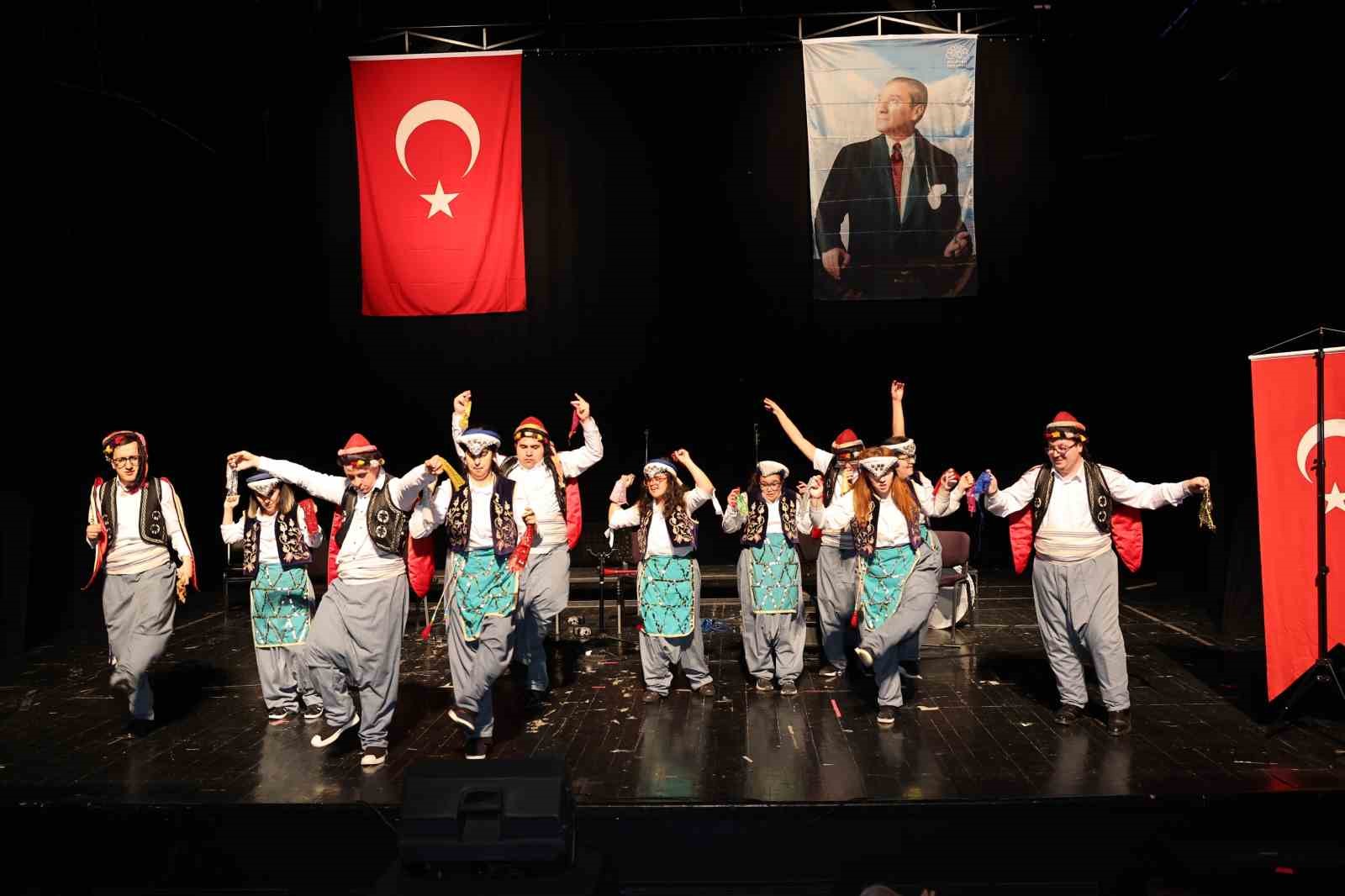 Nilüfer’de Engelliler Haftası ’Bizim Ev’in yıl sonu gösterisiyle tamamlandı