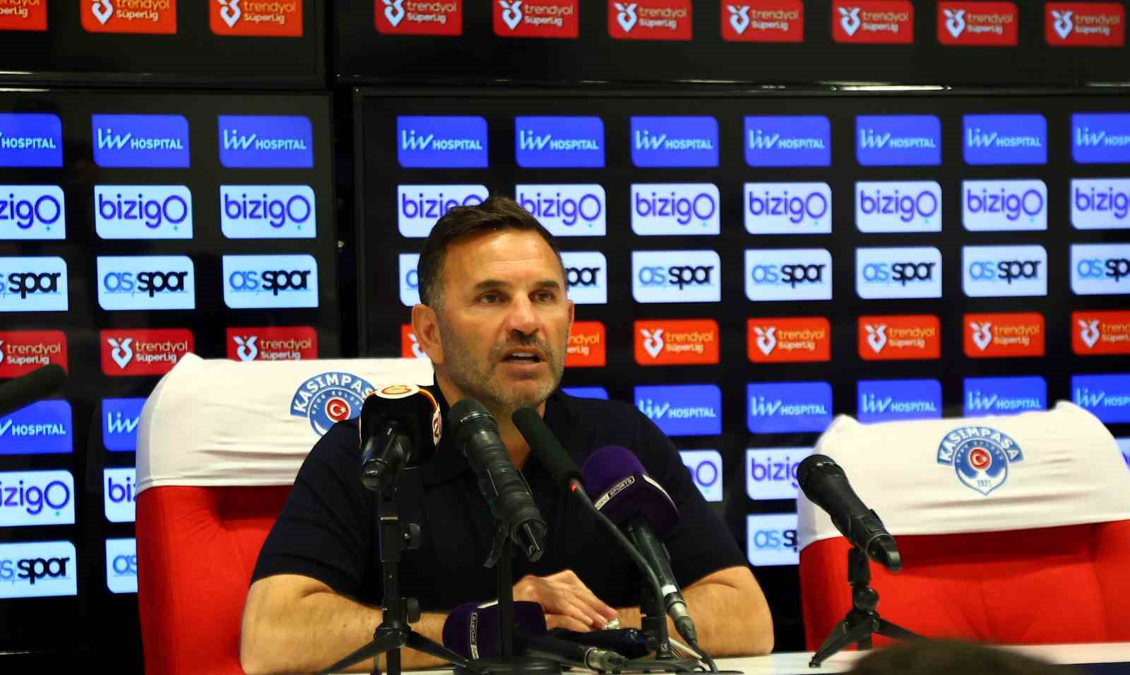 Okan Buruk: "İlk d&uuml;ş&uuml;ncem, isteğim ve hayalim burada yine nice şampiyonluklar yaşamak"
