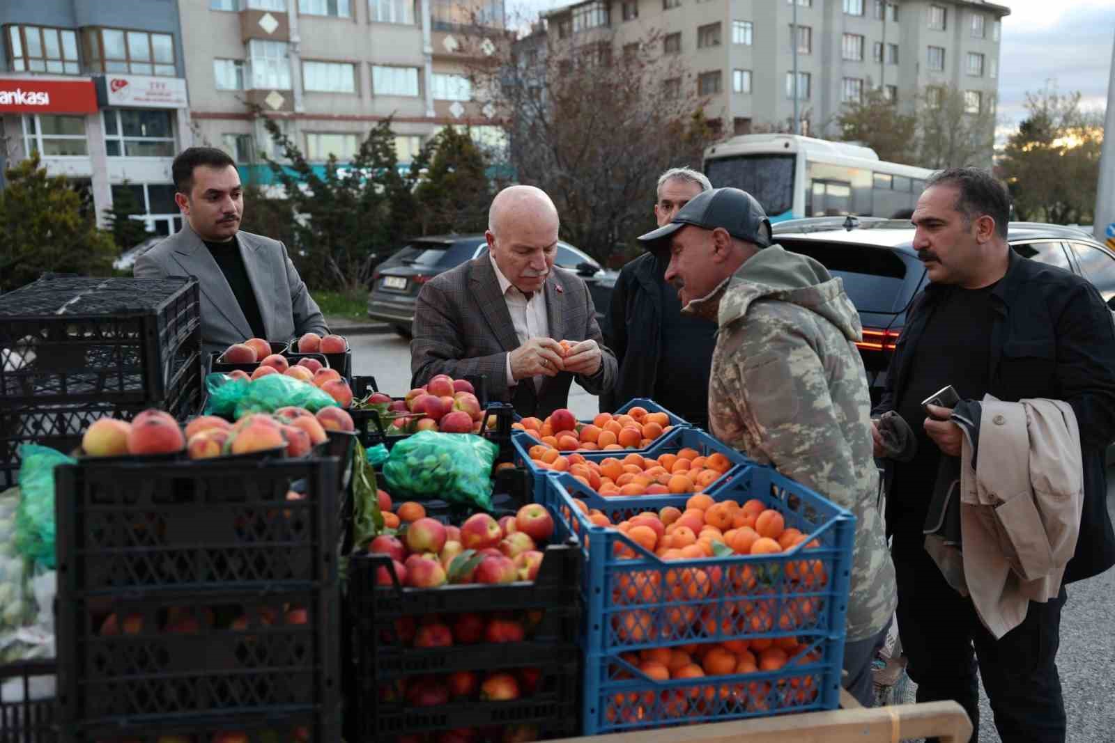 Başkan Sekmen; "En büyük mutluluğumuz hemşehrilerimizin duasını almak"