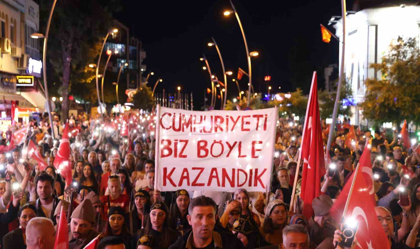 Gen&ccedil;lik Bayramı Marmaris&rsquo;te coşkuyla kutlanacak
