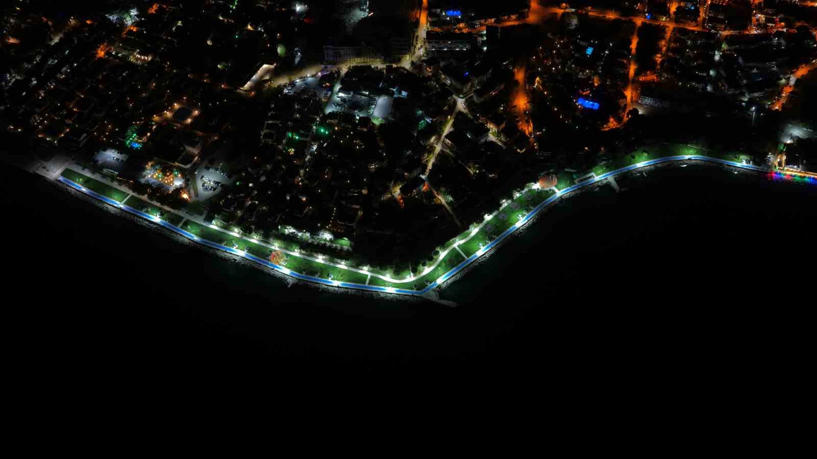 Tuzla&rsquo;nın parkları daha aydınlık ve g&uuml;venli hale getirildi
