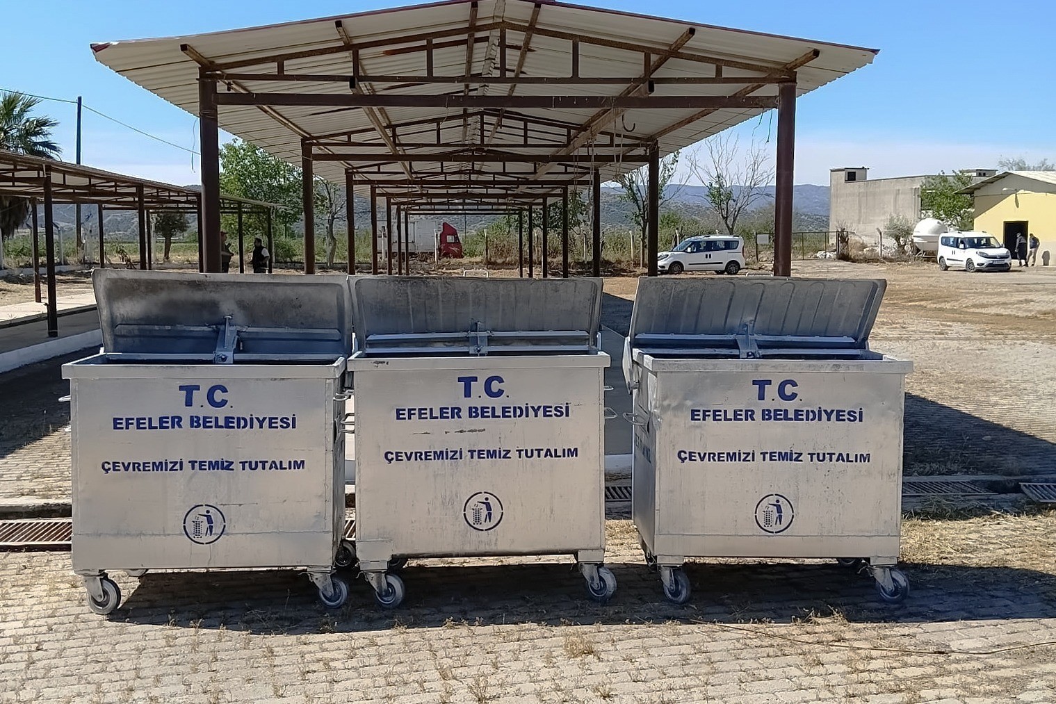 Hayvan pazarında bayram mesaisi başladı
