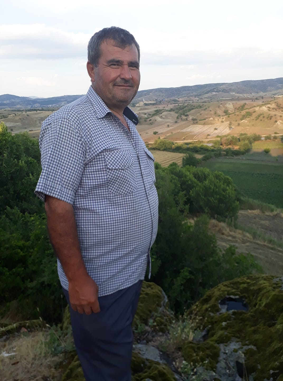İş&ccedil;i servisine &ccedil;ıkmadan kalp krizi ge&ccedil;iren şof&ouml;r hayatını kaybetti
