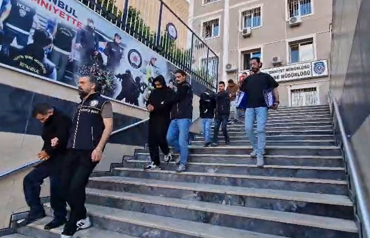 İstanbul merkezli "change" ara&ccedil; operasyonu: 24 g&ouml;zaltı

