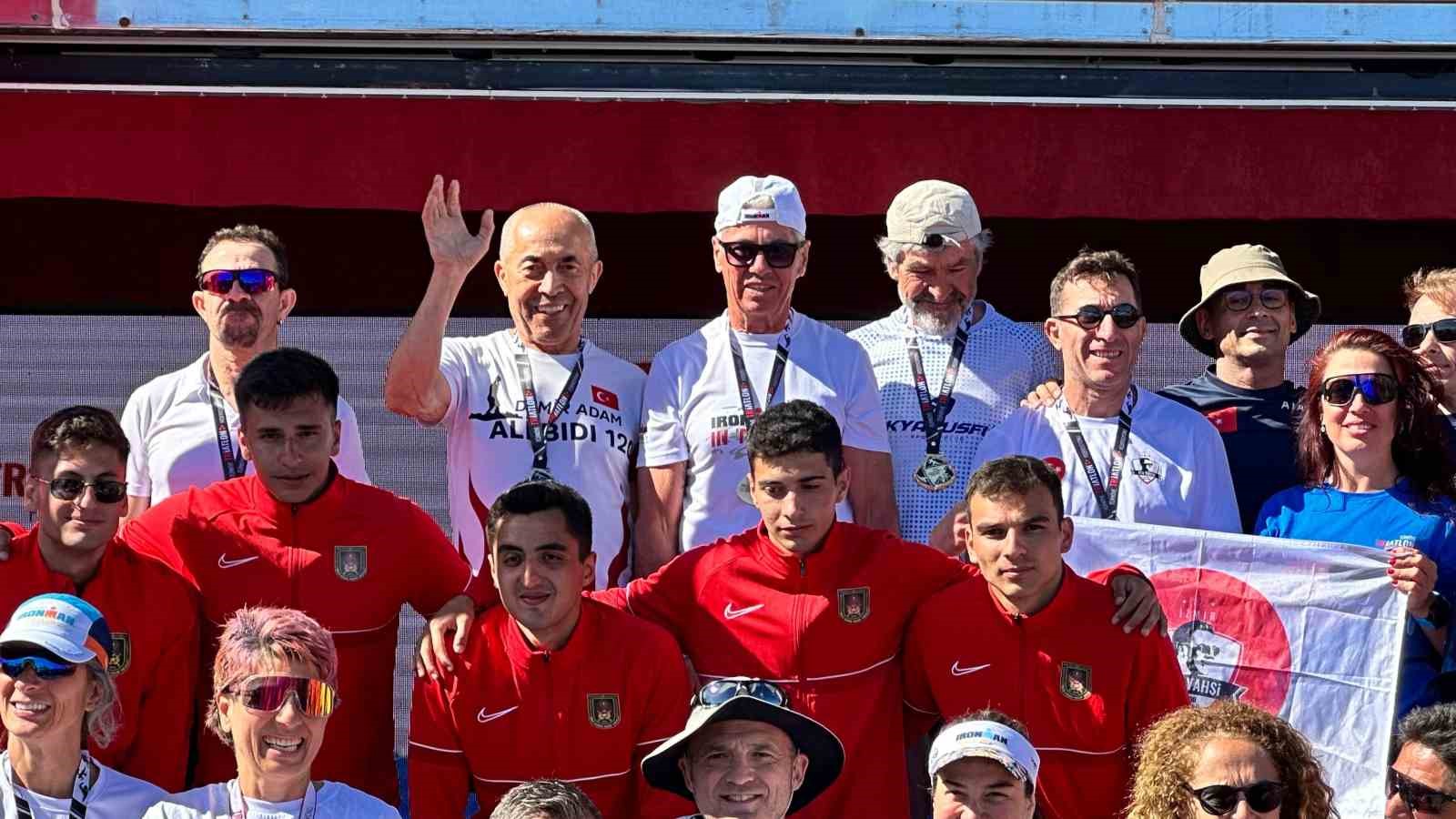75 yaşındaki "Demir Adam" Ayvalık’ta ikinci oldu