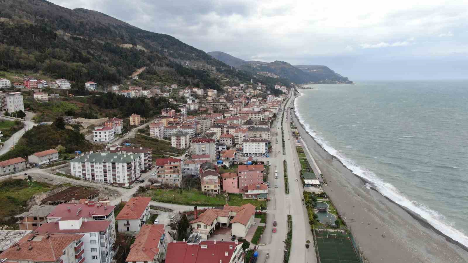 Karadeniz&rsquo;in sakladığı hazine g&uuml;n y&uuml;z&uuml;ne &ccedil;ıktı: 16. y&uuml;zyıla ait sikkeler m&uuml;zede sergileniyor
