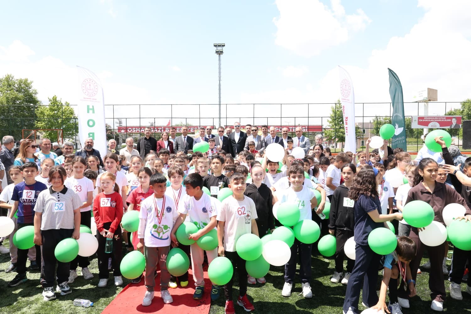 Osmangazi&rsquo;de &ccedil;ocuk olimpiyatları nefes kesen yarışlara sahne oldu
