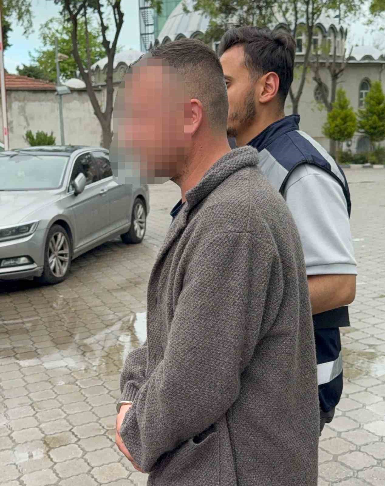 Ev sahibini bı&ccedil;aklayan kiracı tutuklandı
