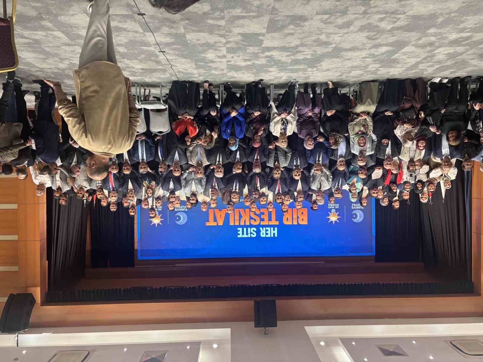 AK Parti, İstanbul’da yeni nesil teşkilat modeli ’Her Site Bir Teşkilat’nı tanıttı